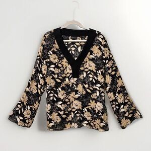 Lane Bryant Boho V-Neck Silk Sleeve Dark Floral Print  18 /20 Blouse Top Shirt